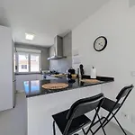 R-70 Oasis בית נופש *
