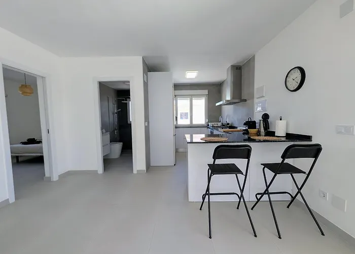 R-70 Oasis سيوداد كيسادا