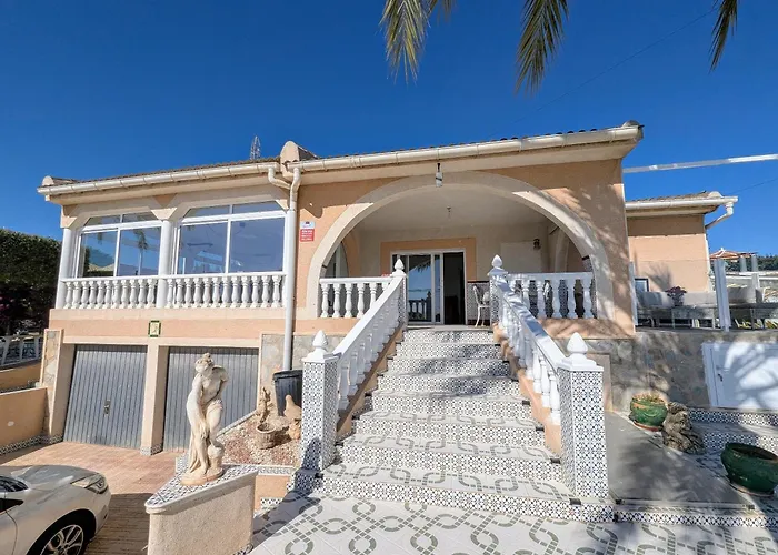 بيت للعطل R-70 Oasis