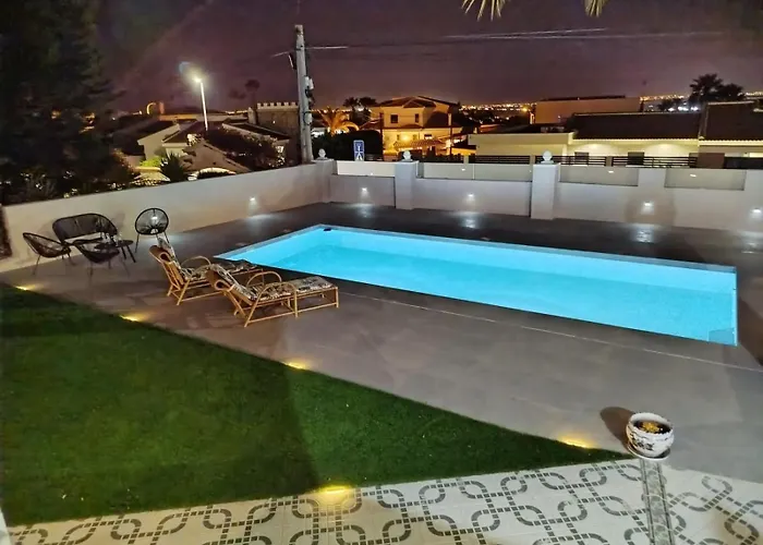 R-70 Oasis بيت للعطل سيوداد كيسادا